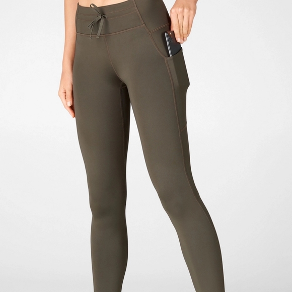 Fabletics Pants - NWT Fabletics Mid-Rise UltraCool 7/8 leggings